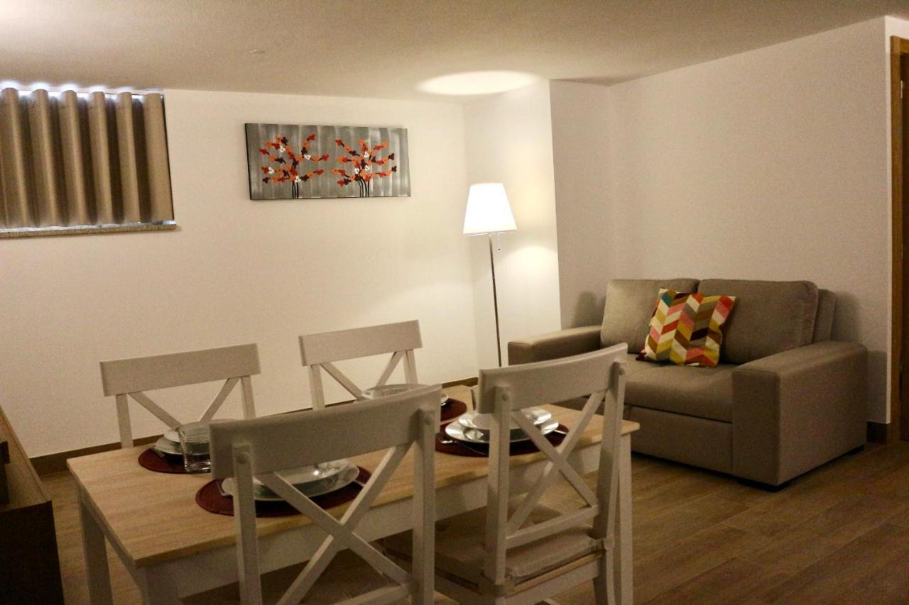 Platanos & River Apartment