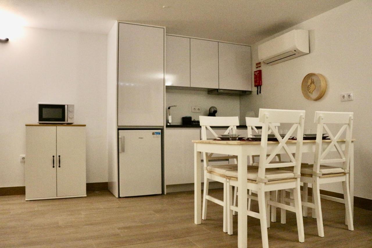 Platanos & River Apartment